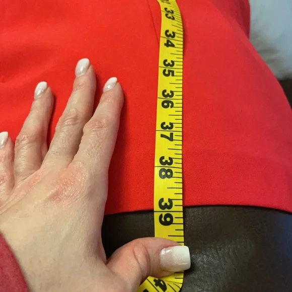 Red Ann Taylor Bell Sleeve Dress- Size 8- NWT - Picture 15 of 16